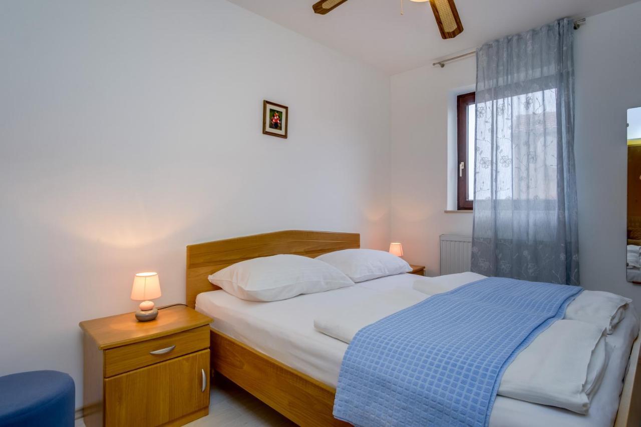 Apartments Anci Mali Lošinj Dış mekan fotoğraf
